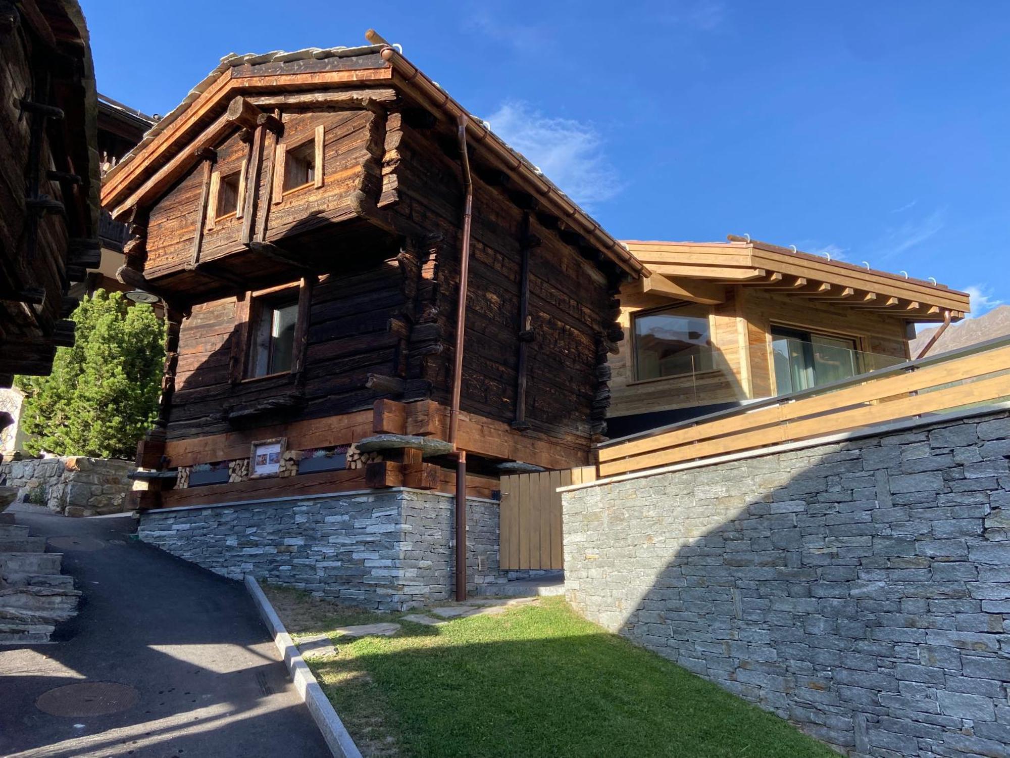 Chalet Coral Und Zermatter Stadel エクステリア 写真